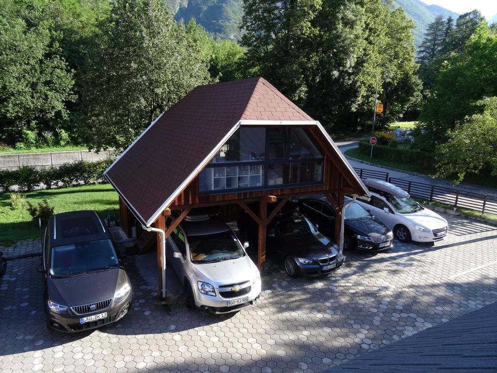 Apartments Supermjau Bovec Buitenkant foto